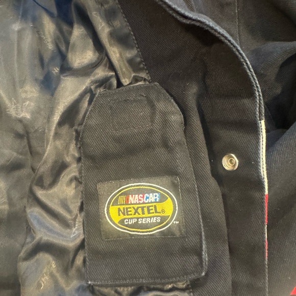 Roush Racing Carl Edwards Racing Jacket - Black and Red - Picture 5 of 9